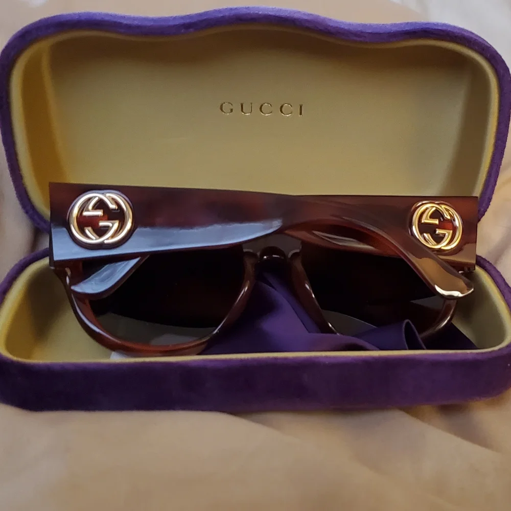💥SOLD💥🎉HP🎉Gucci Avana Green 55mm Cat Eye Sunglasses - Picture 4 of 12